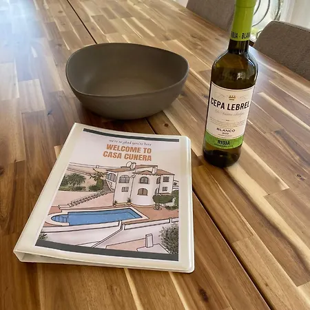 בית נופש Casa Cunera By Theka Services *